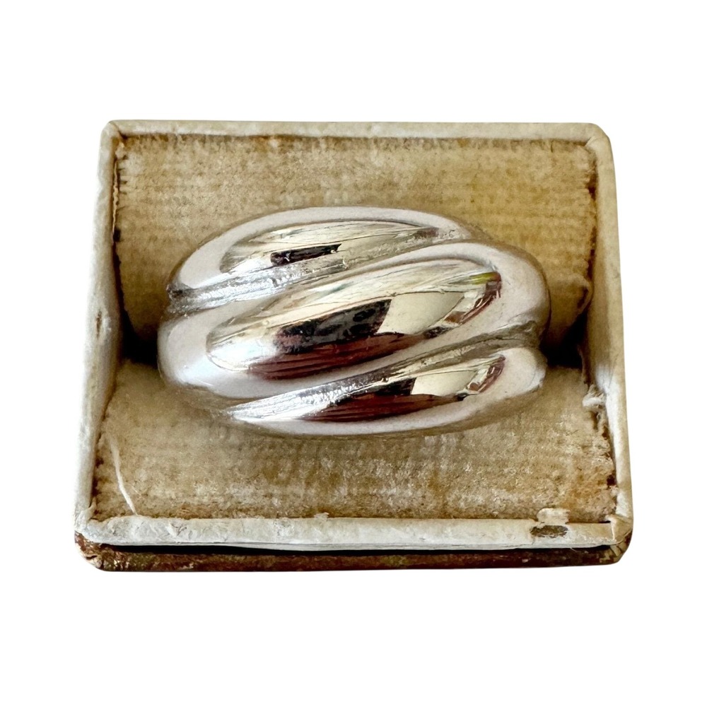 Vintage Silver Tone Dome Swirl Statement Ring Size 5 Mod Minimalist Style Y2K
